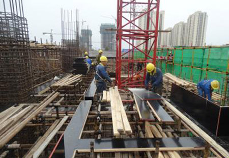 建筑業(yè)連續(xù)9個(gè)月高位擴(kuò)張 “鐵公基”投資快速增長