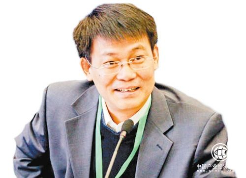 專訪外管局原國際收支司司長管濤、對外經(jīng)貿(mào)大學(xué)校長助理丁志杰：  人民幣升值擴大貨幣政策空間 降準(zhǔn)成可能的選項