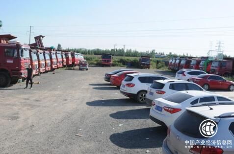 百姓網(wǎng)商戶：愛吃虧還怎么做貨車生意？先富帶后富的唐山車隊(duì)