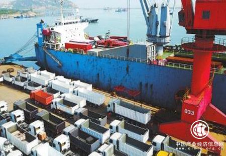 我國經(jīng)濟中高速增長開啟換擋模式 堅持推動三大變革