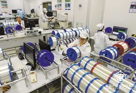 亨通入選中國電信國家重點(diǎn)研發(fā)項(xiàng)目高速光模塊唯一供應(yīng)商