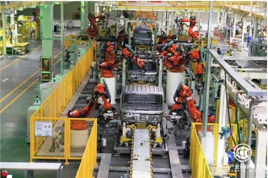 轉(zhuǎn)型升級(jí) 接軌世界 福田汽車(chē)智能化產(chǎn)品不斷升級(jí)