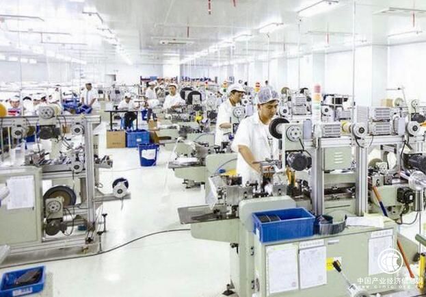 加快培育特色產(chǎn)業(yè)集群 工信部出臺舉措助力中小企業(yè)發(fā)展