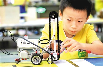 人工智能：中國搶下“先手棋”