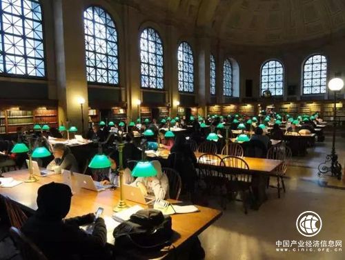 留學(xué) or 考研？滬江給出大學(xué)畢業(yè)6大出路利弊全剖析