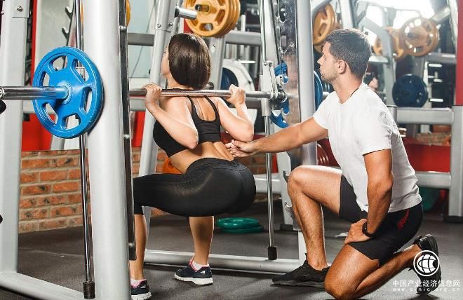 幾百元免試拿證，業(yè)內(nèi)呼吁從業(yè)標準——健身教練資質(zhì)亂象調(diào)查