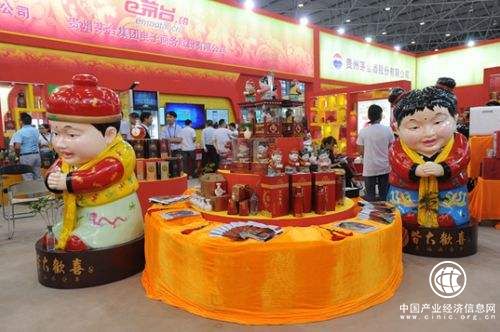 2018年白酒行業(yè)將迎來(lái)“價(jià)位換檔、寡頭格局”