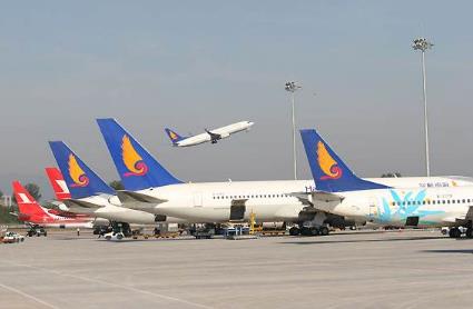 民航局回應(yīng)機(jī)票高價(jià)退改簽問(wèn)題，已責(zé)令展開(kāi)調(diào)查