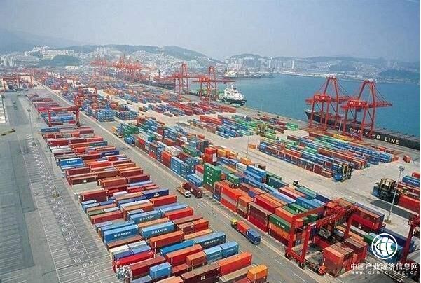 堅(jiān)持互利共贏開放戰(zhàn)略 中國對外經(jīng)貿(mào)合作勢頭良好