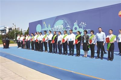 中國石油啟動開放日：彰顯國企責(zé)任 接受公眾監(jiān)督