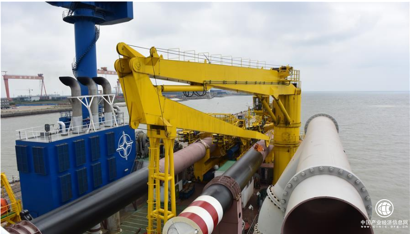   自主研發(fā)  疏浚重器 天鯤號