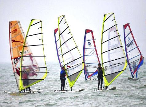 撿菌子、賽帆船……文旅場景又“上新”了！激發(fā)夏日消費新活力