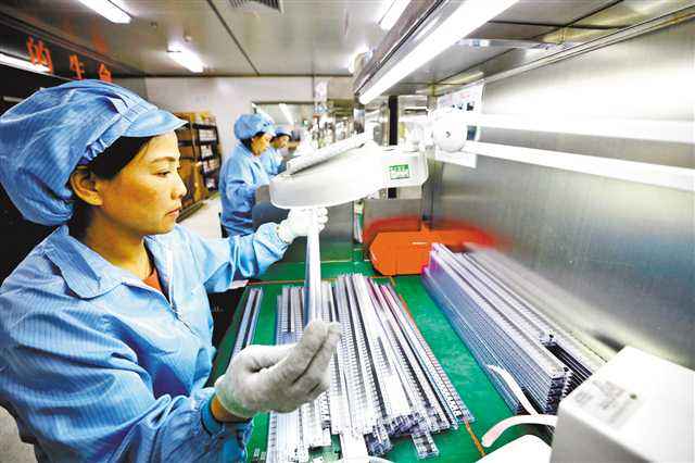 東中西產(chǎn)業(yè)大轉(zhuǎn)移 透視中國(guó)經(jīng)濟(jì)大循環(huán)“底層規(guī)劃圖”