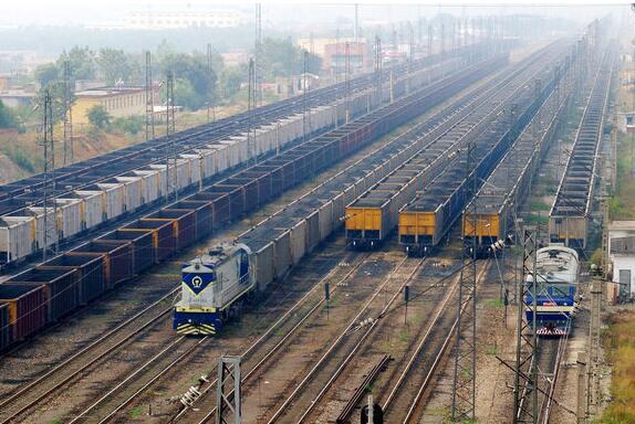 “公轉(zhuǎn)鐵”，降本增效減排一舉多得