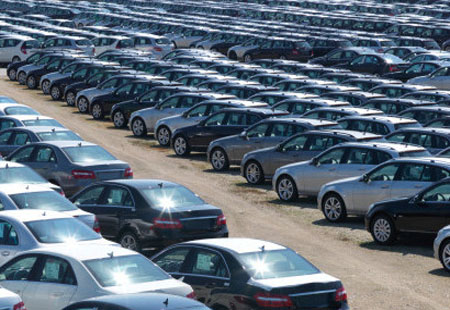 中國汽車加速駛向海外