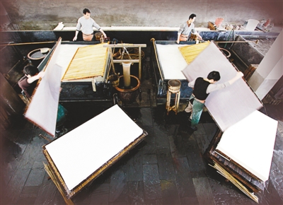 輕工制造行業(yè)觀察：家居復(fù)蘇動(dòng)能顯著；文化紙價(jià)延續(xù)提漲態(tài)勢(shì)