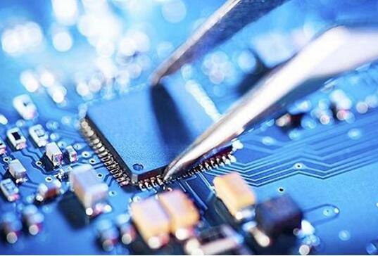 芯片越重要，越不能“大干快上炒概念”