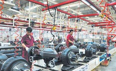 快速補(bǔ)齊新能源汽車零部件短板