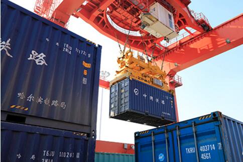 進(jìn)口加速為戰(zhàn)勝疫情增砝碼