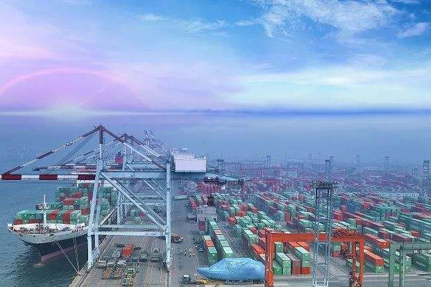 述評(píng)：中國進(jìn)一步擴(kuò)大開放促世界共贏