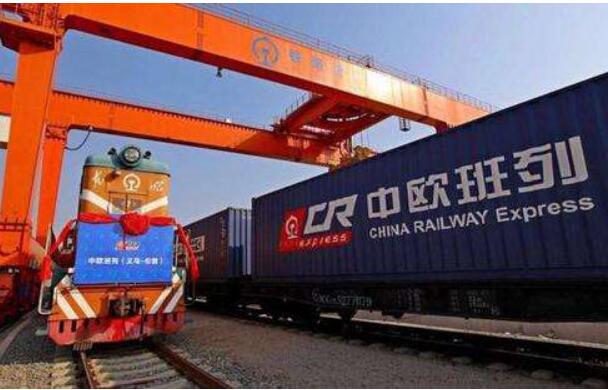 服務(wù)貿(mào)易發(fā)展態(tài)勢怎樣？中美經(jīng)貿(mào)關(guān)系走勢如何？……商務(wù)部回應(yīng)近期經(jīng)貿(mào)熱點