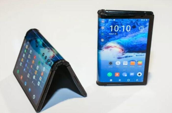 折疊手機(jī)先后發(fā)布 或構(gòu)建未來行業(yè)新局面