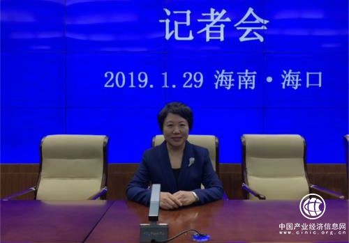 海南省教育廳廳長(zhǎng)曹獻(xiàn)坤：補(bǔ)五塊短板，交滿意答卷