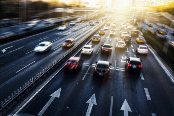 車輪上的變遷：更高！更快！更舒適！
