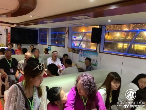 20塊逛三亞100塊游越南？三亞黑導(dǎo)游：有“政府補(bǔ)貼”