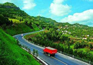 一季度交通投資保持高位運(yùn)行 農(nóng)村公路今年計(jì)劃新改建10萬(wàn)公里