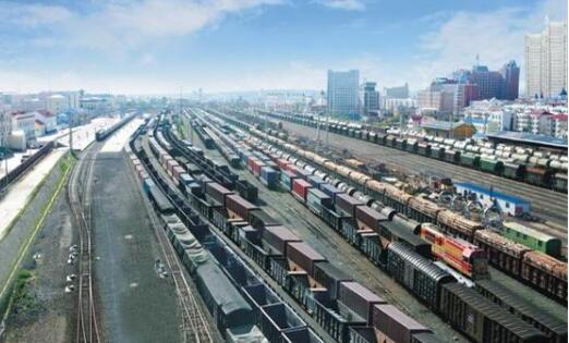 破除“信息孤島”“數(shù)據(jù)煙囪” 16個城市開展物流數(shù)據(jù)開放互聯(lián)試點