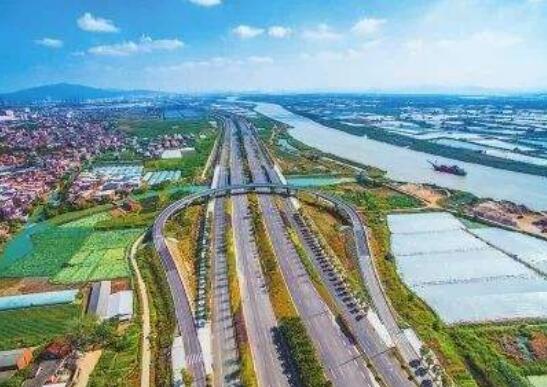 協(xié)調(diào)發(fā)展 激活經(jīng)濟(jì)新動能