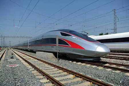 復(fù)興號(hào)成國(guó)家名片 高鐵技術(shù)樹(shù)起國(guó)際標(biāo)桿