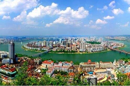 推動(dòng)城鄉(xiāng)融合和區(qū)域協(xié)調(diào)發(fā)展 大力優(yōu)化經(jīng)濟(jì)布局