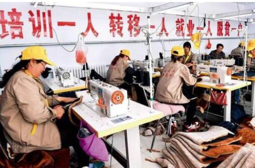 加大救助力度 加強(qiáng)資金保障 提供精準(zhǔn)幫扶——把困難群眾基本生活保住、保好