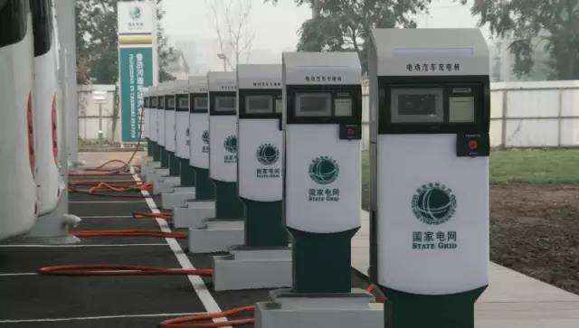 充電設(shè)施升級(jí)破解“里程焦慮”