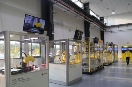 世界工業(yè)機器人巨頭搶灘武漢，超級智能工廠來啦！