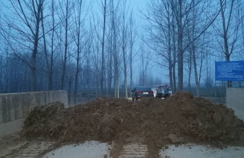 醫(yī)生遭遇返程難 抗疫“封路”如何避免一刀切？多部委已就此發(fā)聲