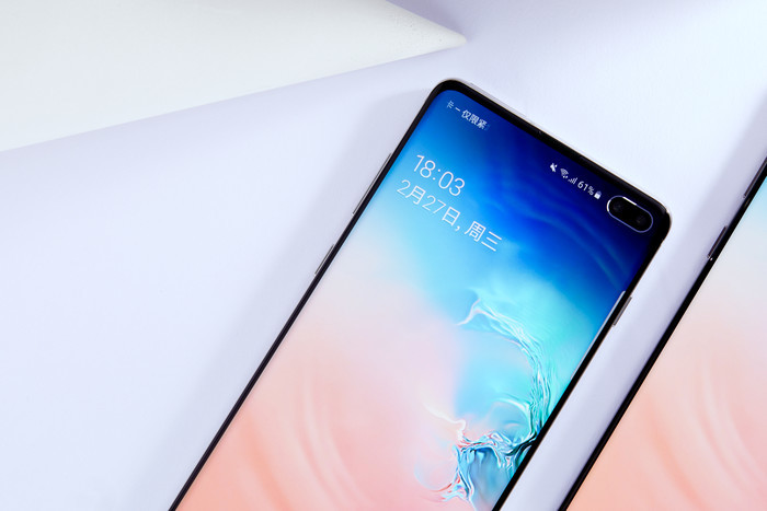 “一機傳三代”，年輕人為啥不換新手機了？