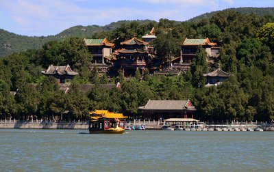 足不出戶(hù) “云游”天下