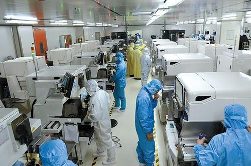 覆蓋消費(fèi)品、能源交通等領(lǐng)域 《2025年5G工廠典型應(yīng)用實(shí)踐》發(fā)布