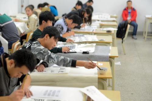 高校特殊類型招生不得放寬資格審核標(biāo)準(zhǔn)