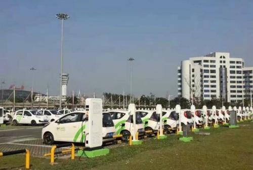 公共領(lǐng)域車輛全面電動化 鄭州為何成中部首個試點(diǎn)城市？