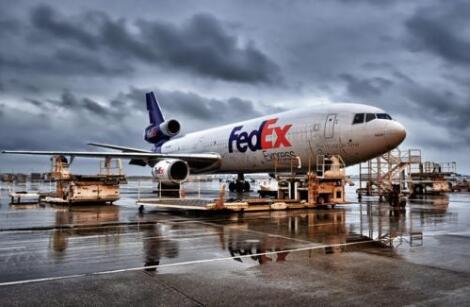 助力穩(wěn)外貿(mào) 多地加碼布局國際貨運(yùn)