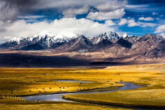 新疆海拔最高機(jī)場(chǎng)開(kāi)工