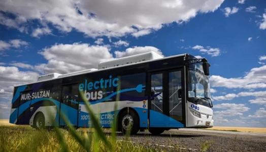 創(chuàng)新賦能 服務(wù)支撐 中國(guó)客車大步邁向國(guó)際舞臺(tái)