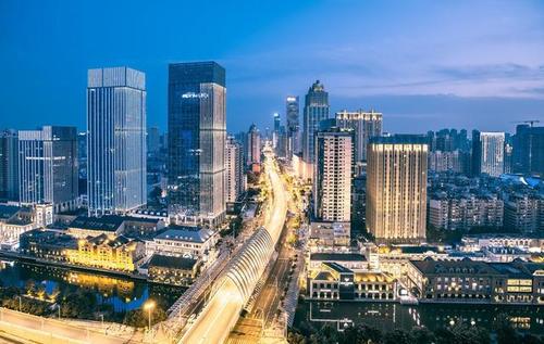 制定有針對(duì)性政策舉措推動(dòng)消費(fèi)平穩(wěn)增長(zhǎng) 提振消費(fèi)回升動(dòng)力