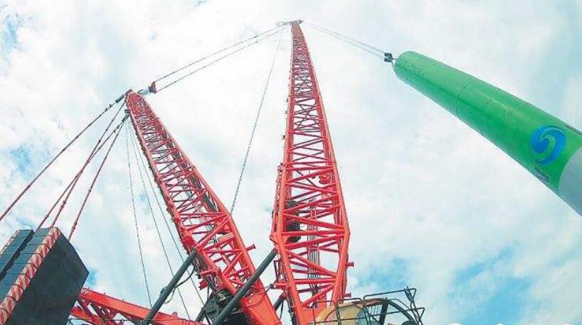 三一履帶起重機(jī)助力秦皇島搭建世界第一大風(fēng)場(chǎng)