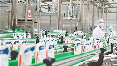 更體面 更吉祥 更健康 更有趣　休閑食品品牌多維創(chuàng)新?lián)屨寄曦浭袌?chǎng)