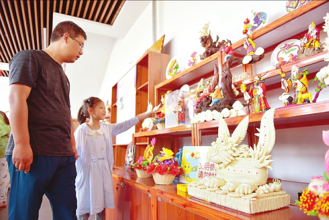 嵐縣：小面團塑出幸?；?></a></div><!-- img end -->	<div   id=